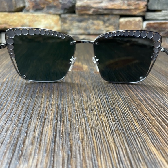 Chanel Pearl Sunglasses Style- 4235-H, 108/S4, - Picture 4 of 14